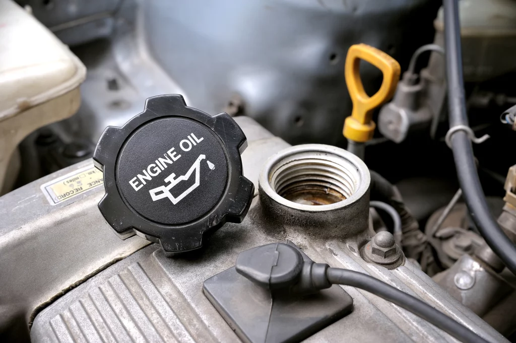 Six Signs That Your Car's Oil Has to Be Changed